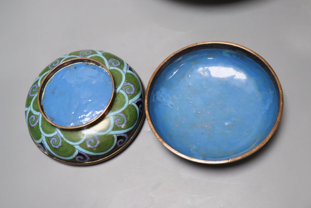 An early 20th century Chinese dragon bowl, a box and cover and a ginger jar and cover, largest diameter 30cm